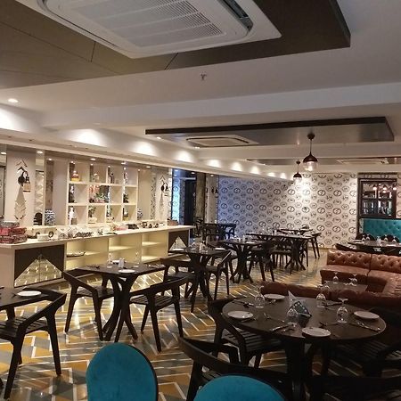 Hotel Basant Vihar Palace بيكانير المظهر الخارجي الصورة